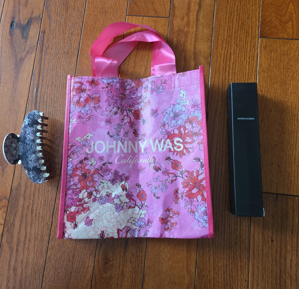 Johnny Was Tote, JW Hair Clip, & AROMA360 MATCHES